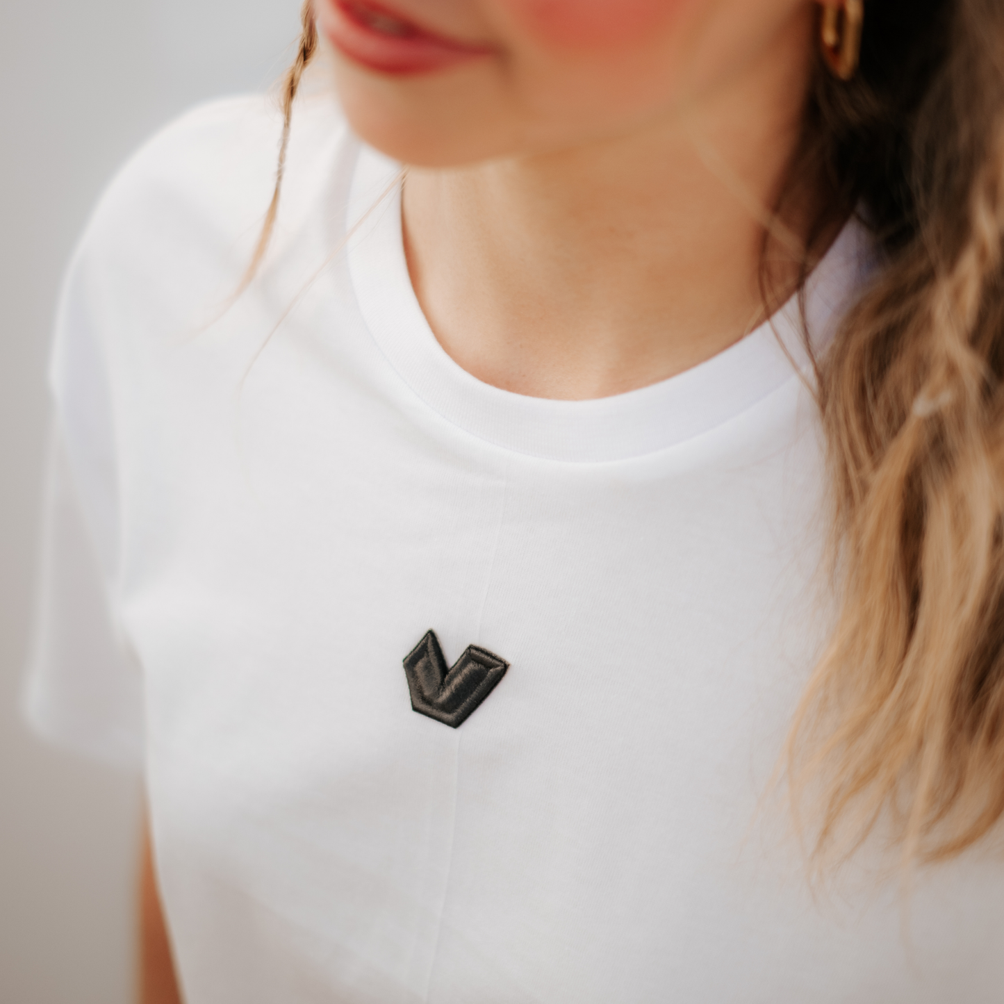 T-Shirt: Unite180 Logo (Boxy Cropped)